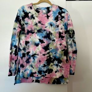 Multi colored sweatshirt